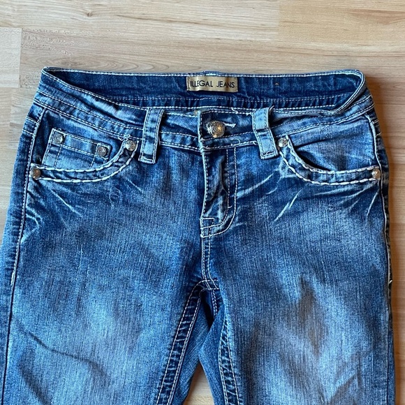 Y2K illegal jeans studded low rise capris - Picture 3 of 12